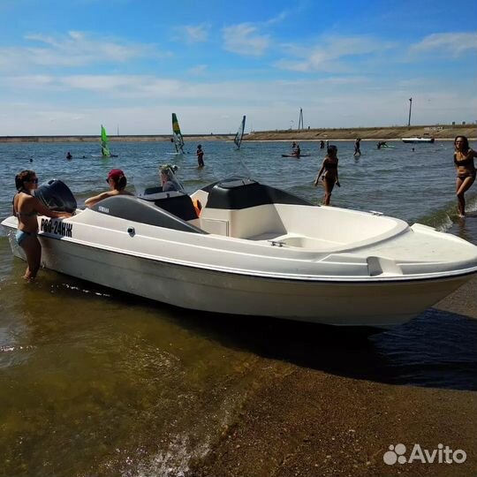 Рыбалка с гидом на катере в Новосибирске