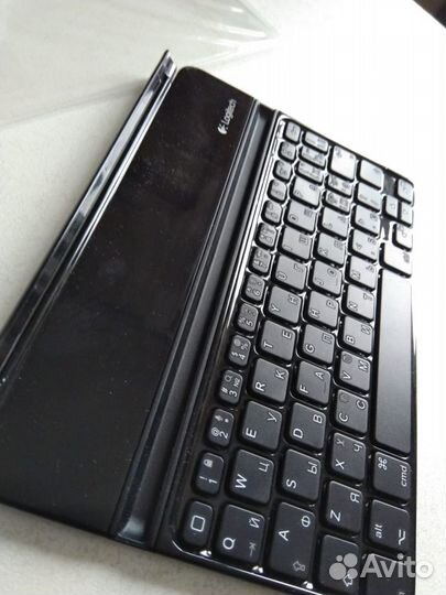 Клавиатура Bluetooth Logitech для iPad mini. Новая