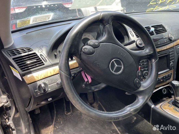 В разборе W211 AMG M 272 3,5 матика