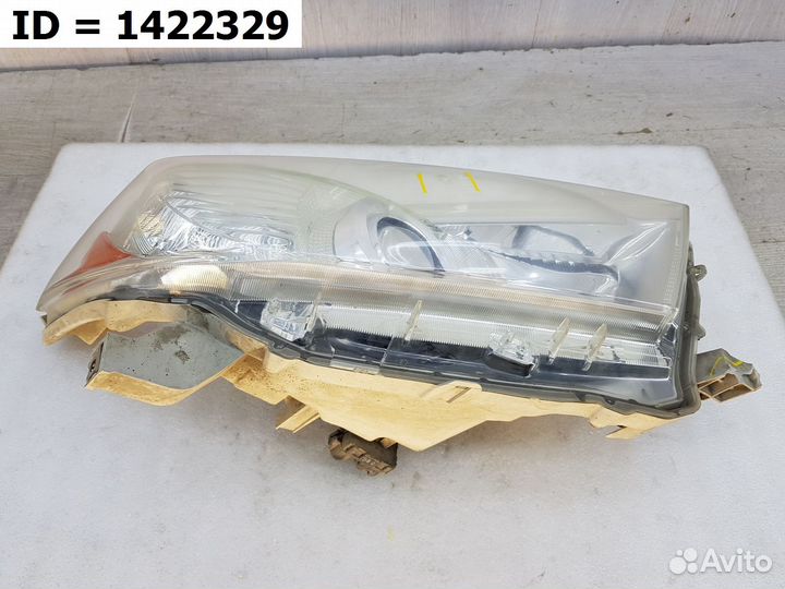 Фара правая Toyota Highlander
