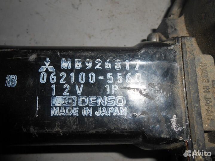 Моторчик стеклоподъемника передний левый