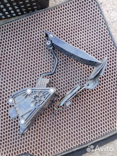 Педаль газа Honda Civic