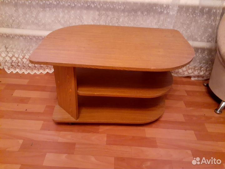 Журнальный столик бу