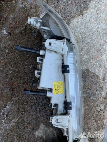 Фары ваз 2110