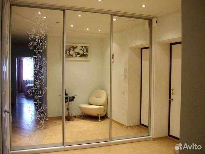 Шкаф с зеркалом без посредников