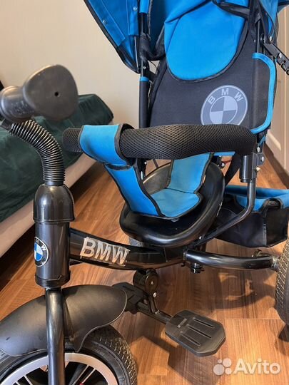 Трехколесный велосипед BMW