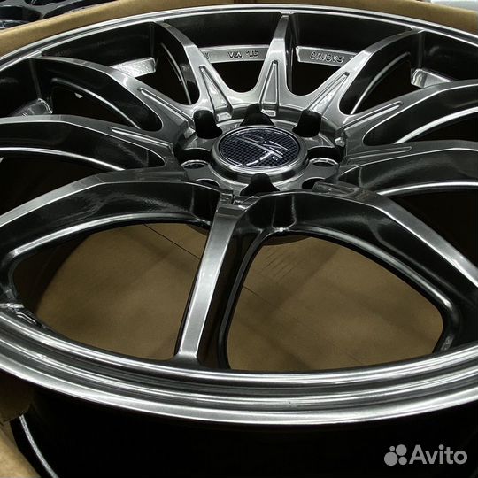 Диски новые 17 дюймов 4/100 и 4/114,3