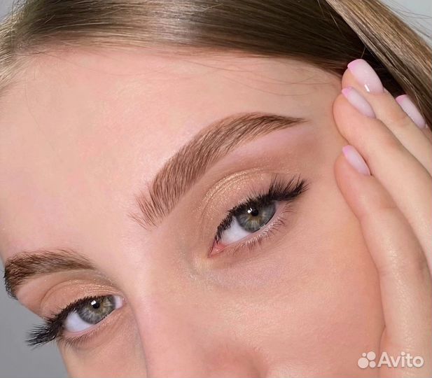 Мастер бровист