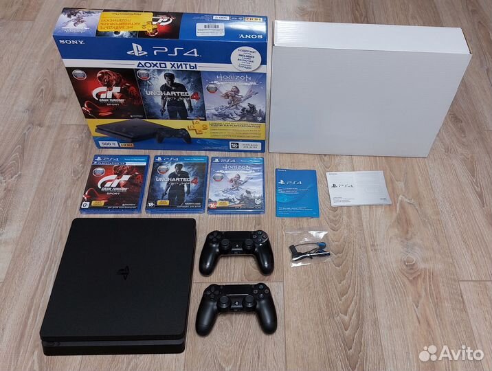 Sony PS4 slim