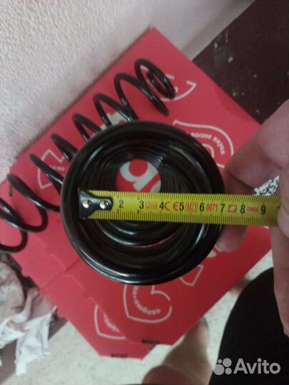 Пружины задние KYB RC5885