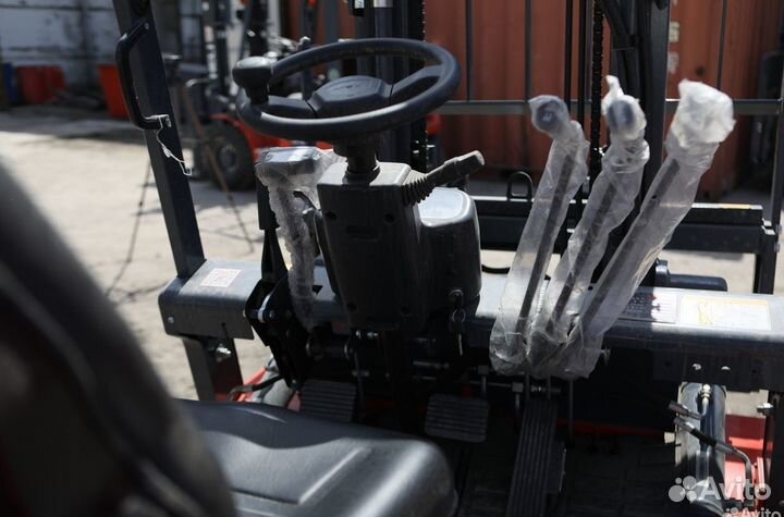 Вилочный погрузчик Heli CPCD15, 2023