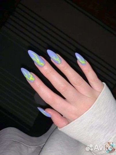 Модель для маникюра