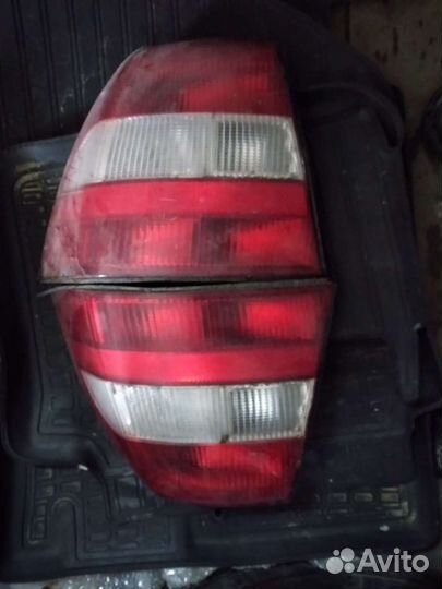 Задние фанари.опель вектра б седан