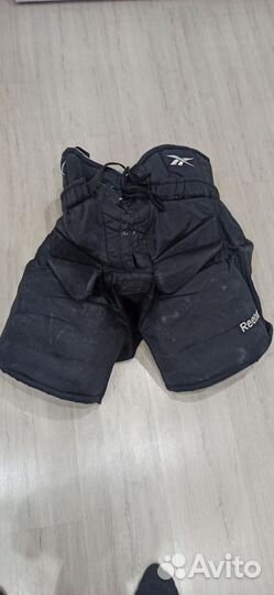 Хоккейная вратарская форма взрослая бу