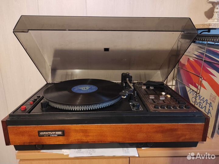 Проигрыватель Вега 108 Вега109