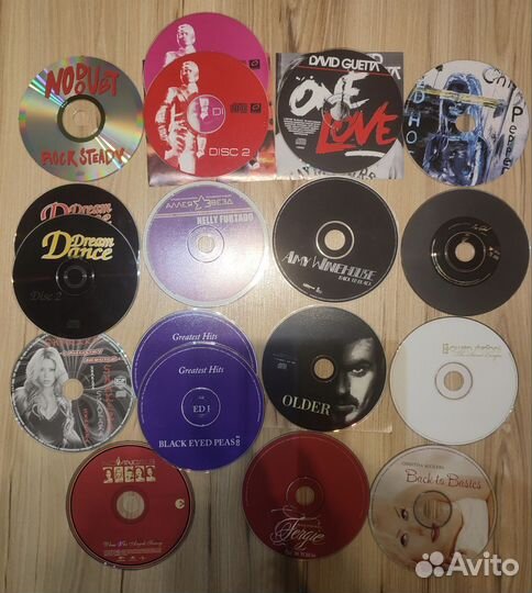 Музыкальные CD-компакт диски