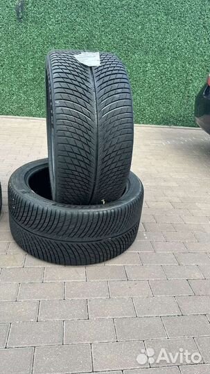Michelin Pilot Alpin 5 SUV 325/35 R22 и 285/40 R22 114W