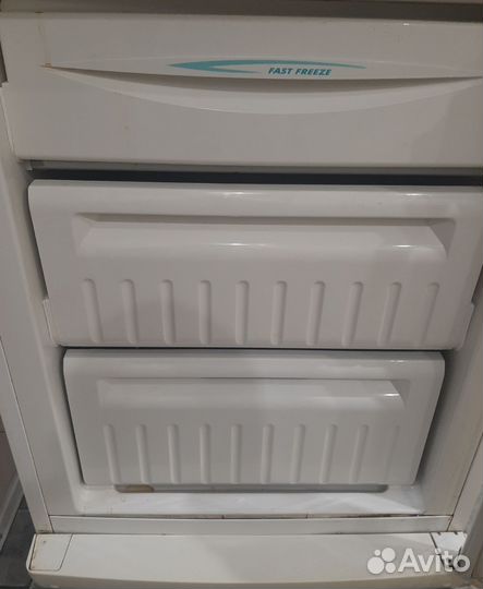 Холодильник бу stinol