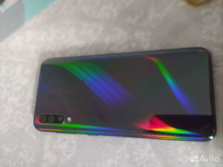 Samsung a50 6/128