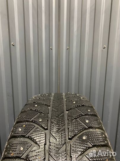 Bridgestone Ice Cruiser 7000 235/65 R17 108T