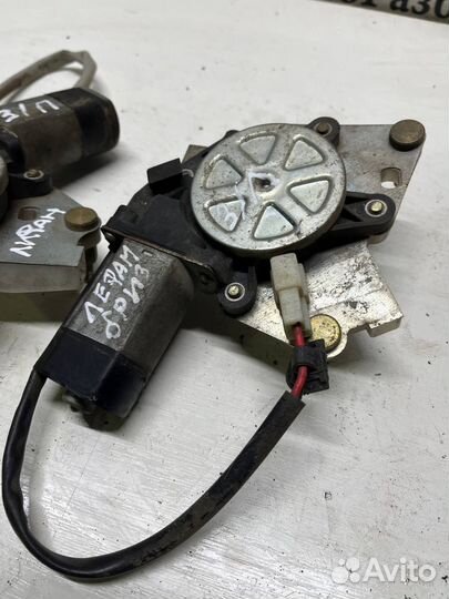 Стеклоподьемник передний задний Lifan Breez 520