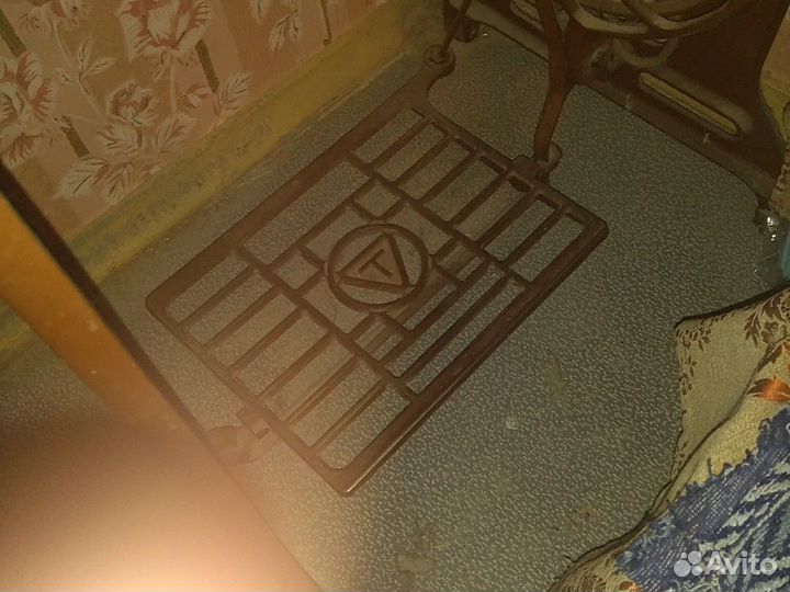 Ножная финская швейная машина Tikka