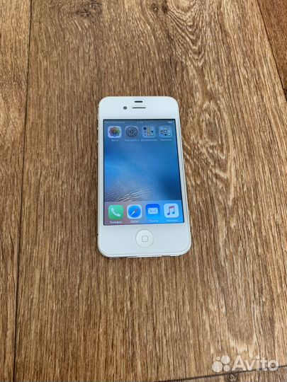 Телефон iPhone 4s