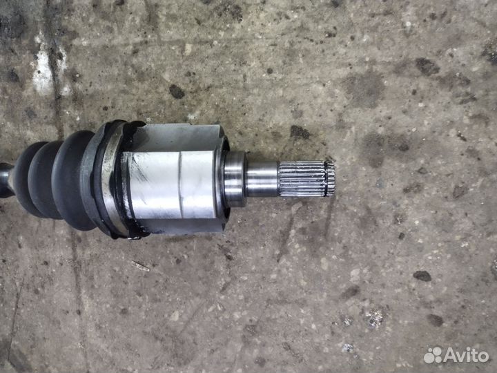 Правый привод в сборе Hyundai i30