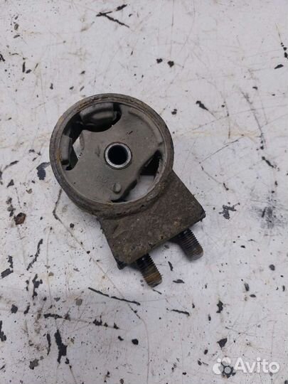 Подушка двигателя Mazda 323 BF 1.5 E5 E3