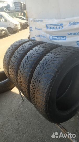 Bridgestone Blizzak Spike-01 235/60 R18 107T