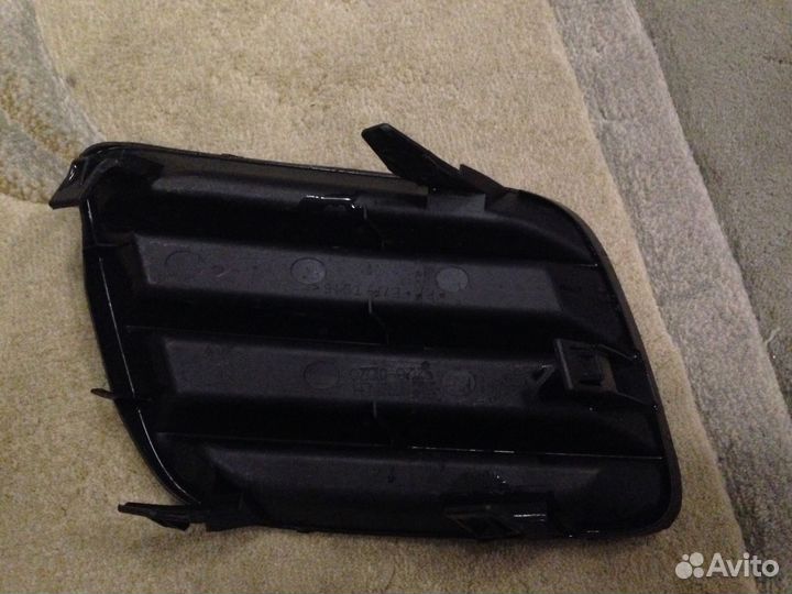 Заглушка бампера под птф Pontiac Vibe ll