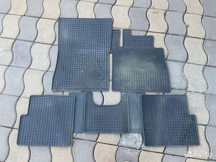 Резиновые ковры салона G-Class W463