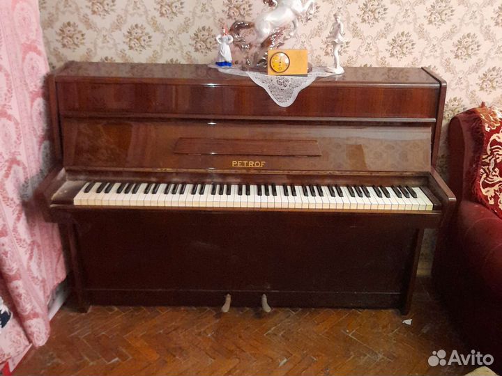 Пианино Petrof