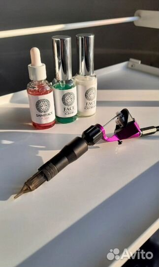 Машинка для перманентного макияжа guru