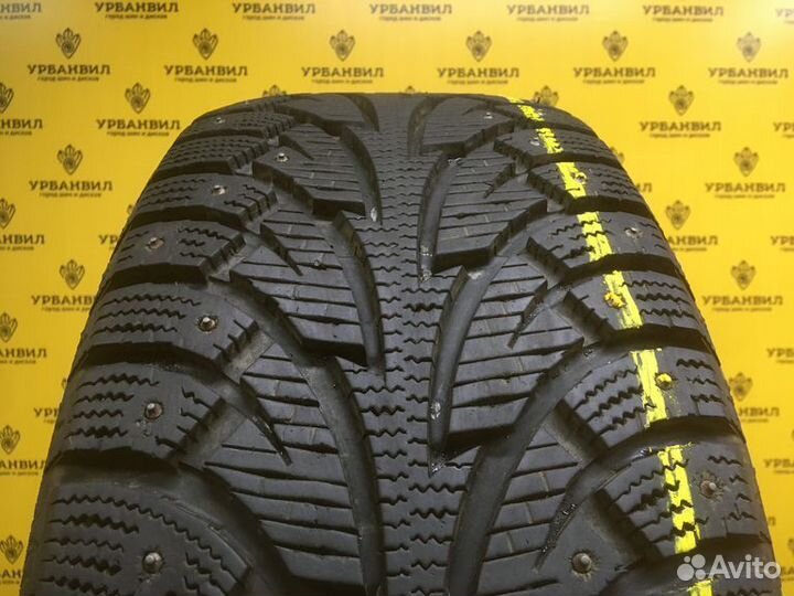 Hankook Winter I'Pike 235/55 R17 99T
