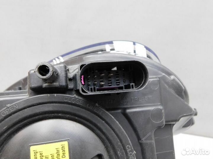 Фара правая Porsche Macan