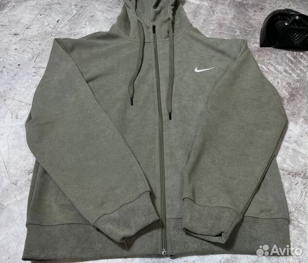 Спортивные костюмы Nike