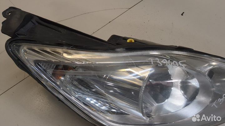 Фара (передняя) правая Ford C-Max