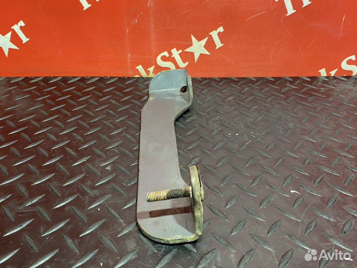 Кронштейн патрубка интеркулера Renault T, Volvo FM