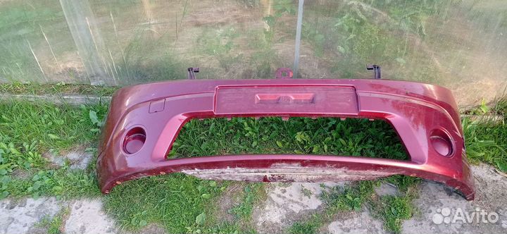 Бампер на renault sandero