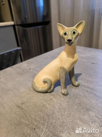 Кот сиамский фарфор