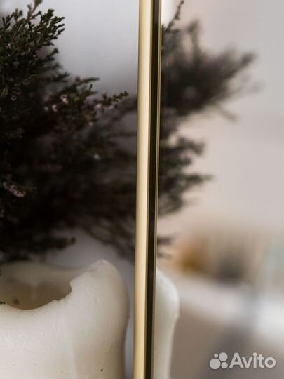 Зеркало настенное в раме алюминиевой Solein