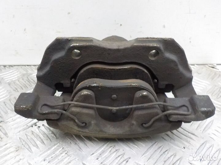 Суппорт тормозной передний правый на Ford Focus II