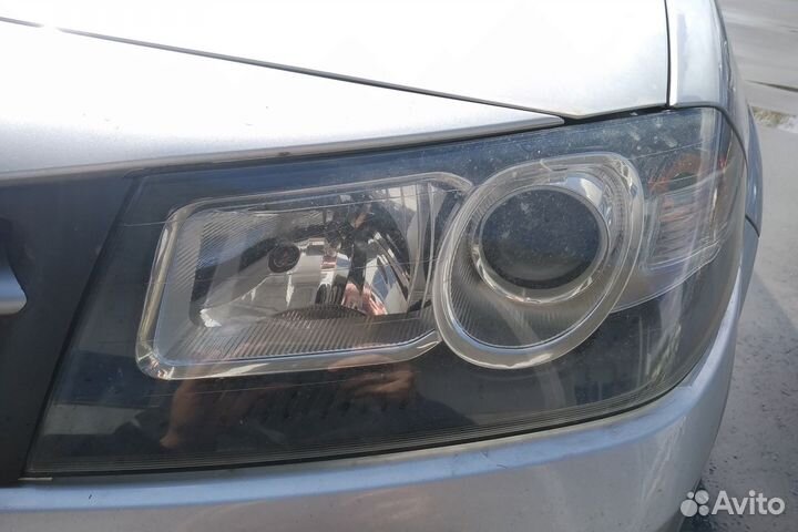 Анти-зазор фар и бампера Renault Megane 2. Крепёж