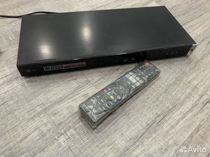 Blu-ray плеер LG 3D