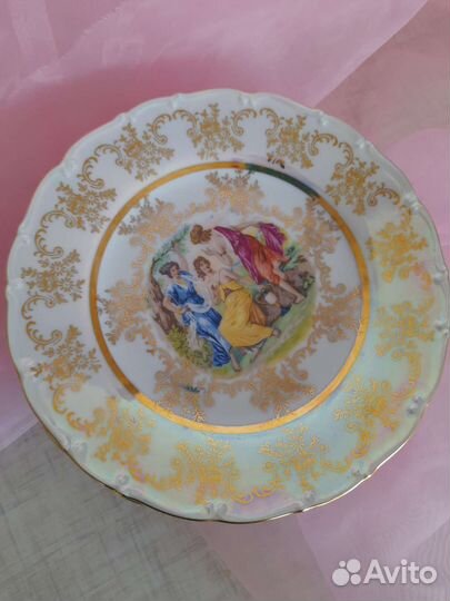 Тарелки д19см, Мадонна, фарфор, перламутр, Чехия