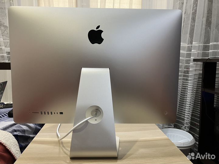 Apple iMac Retina 5K, 27-inch, 2017 (С02TT016J1GN)