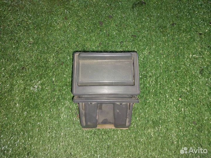 Пепельница Toyota Town Ace R30 1992 - 1996