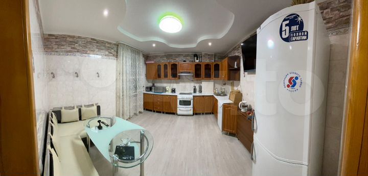 3-к. квартира, 101 м², 2/6 эт.