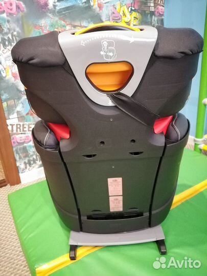 Детское автокресло chicco, 15 - 36 кг